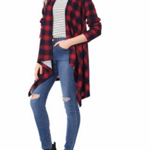 Buffalo plaid Cardigan ! 🌲 Holidays are coming ! - Picture 3 of 8